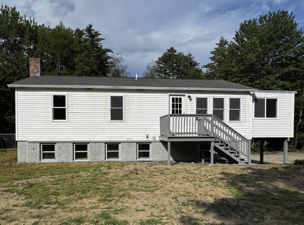 66 Log Cabin Road, Arundel, ME 04046