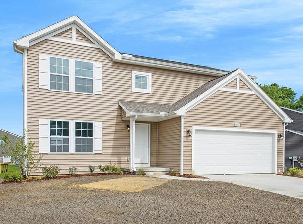 7261 Brighton Lane SE, Caledonia, MI 49316