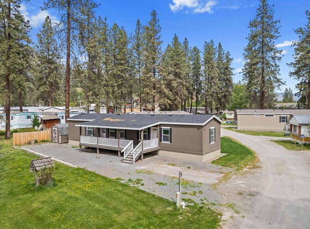5 COLUMBIA DR, KETTLE FALLS, WA 99141