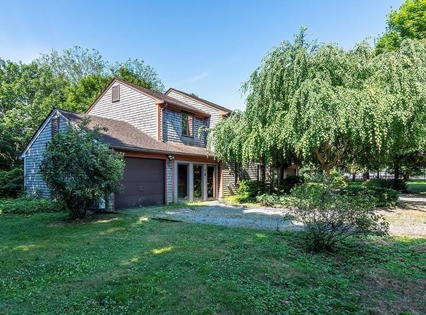 78 Independence Court, Portsmouth, RI 02871