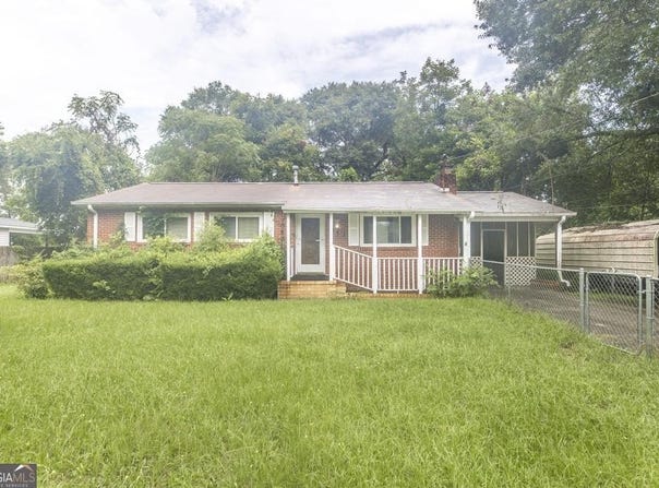 117 Maxwell, Warner Robins, GA 31088