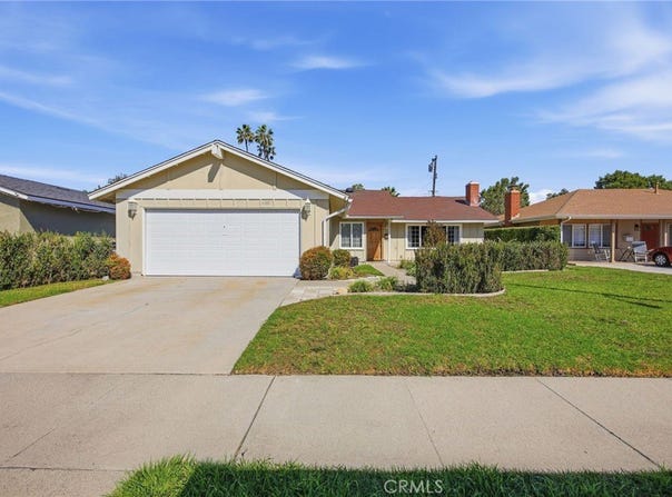 6211 Mar Vista Dr, Huntington Beach, CA 92647