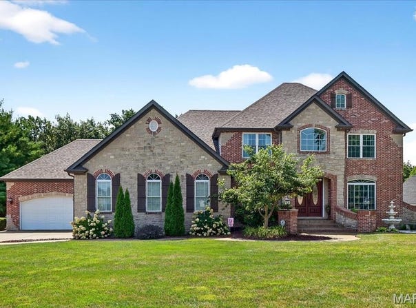 814 Ridge Road, Waterloo, IL 62298