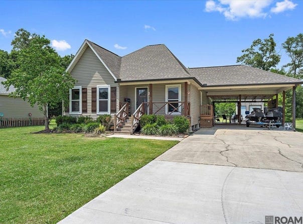 10775 Cheryll Dr, Denham Springs, LA 70706