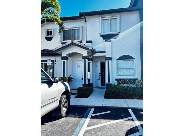 2304 SE 23rd AVENUE, Homestead, FL 33035