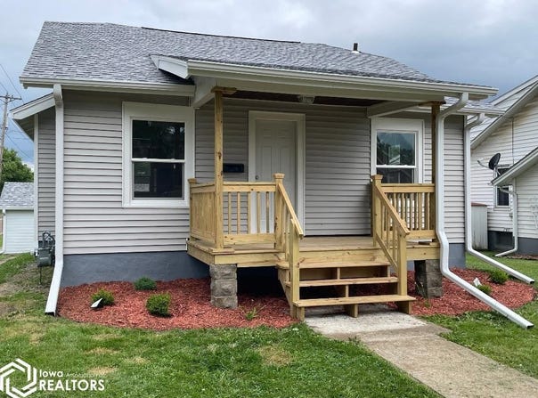 1100 W Hempstead, Fairfield, IA 52556