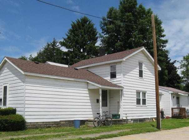 114 E PLUM Street, Edinboro, PA 16412