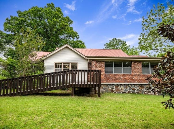 16 Hollow Springs Road, Blue Ridge, GA 30513