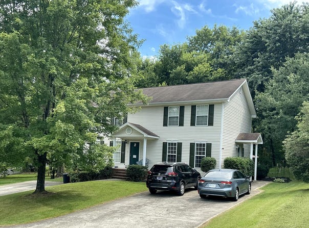 814 Sneed Road, Soddy Daisy, TN 37379
