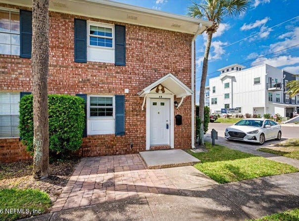22 COMARES Avenue, St. Augustine, FL 32080