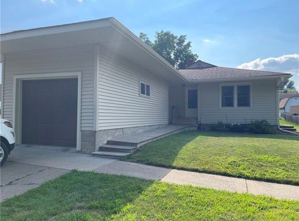 119 N Jackson Street, Boyd, WI 54726