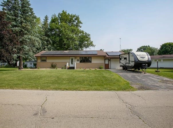 304 Lumar, PEARL CITY, IL 61062