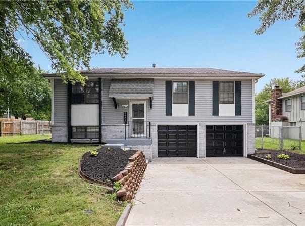 20217 E Millhaven Street, Independence, MO 64056