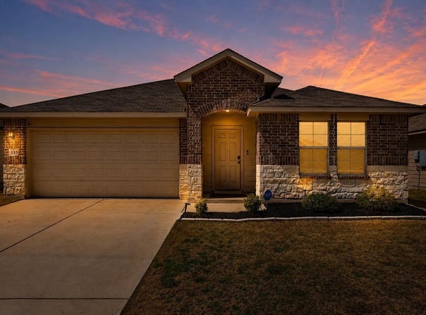133 Hammond Ct, Jarrell, TX 76537