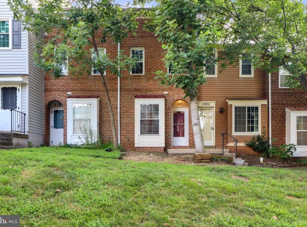 13893 OYSTER POINT Court, CHANTILLY, VA 20151