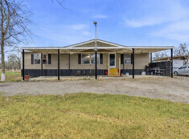 1278 Fm 812 Rd, Cedar Creek, TX 78612