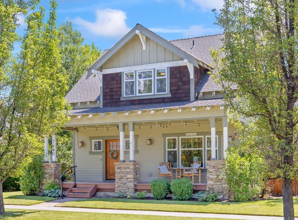 1650 NW Ivy Avenue, Redmond, OR 97756