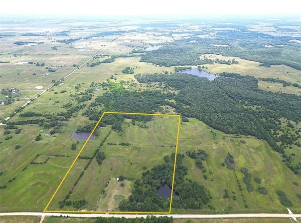 7624 E 135 Road, Holdenville, OK 74848