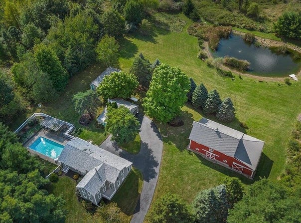 19196 Cleveland Avenue, Galien, MI 49113