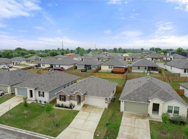 237 Poplin LN, Troy, TX 76579