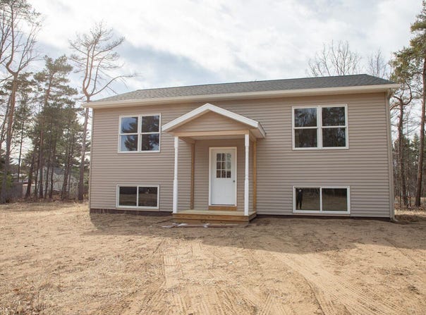 7 Marsha Drive, Keeseville, NY 12944