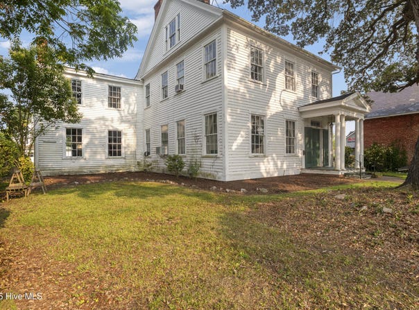 204 S Road Street, Elizabeth City, NC 27909