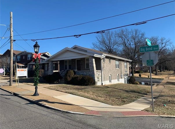 1530 S Big Bend Boulevard, St Louis, MO 63117