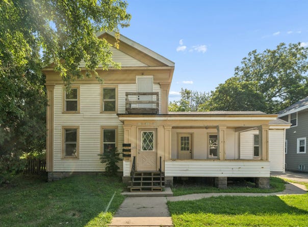 840 JACKSON Street, OSHKOSH, WI 54901