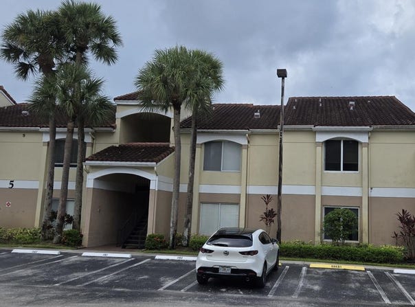 815 Boynton Beach Boulevard, Boynton Beach, FL 33426