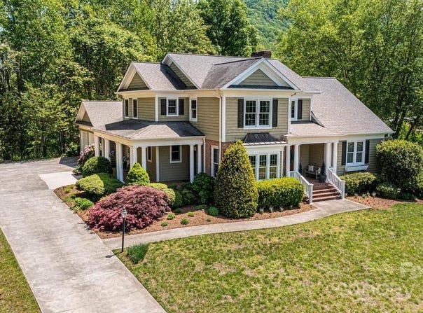 604 Foxridge Court SE, Lenoir, NC 28645