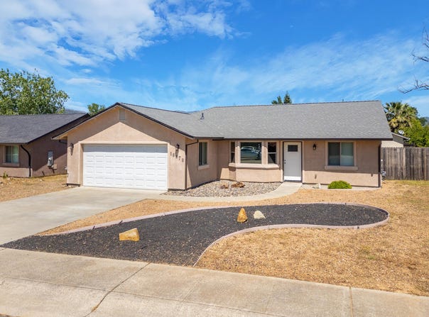16878 Santa Barbara Drive, Redding, CA 96003