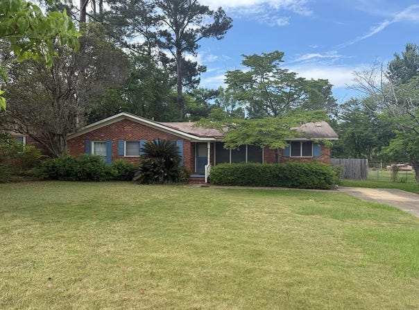 2611 PINE VALLEY RD, Albany, GA 31707
