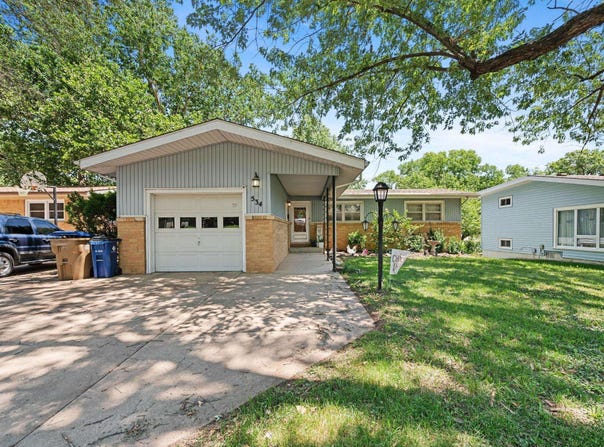 534 S Derby Ave, Derby, KS 67037