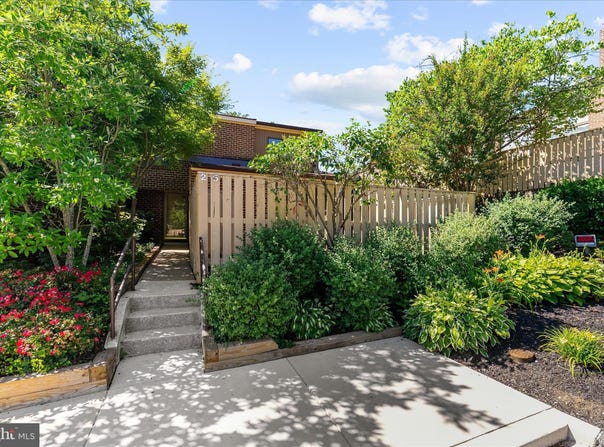 25 TANNER Court, BALTIMORE, MD 21208