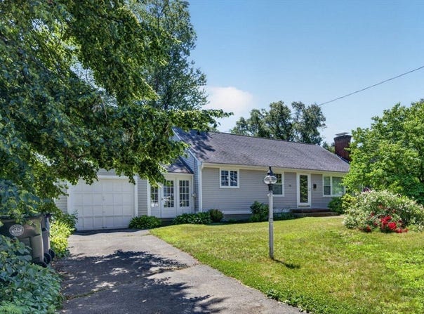 90 Lowell St, Andover, MA 01810