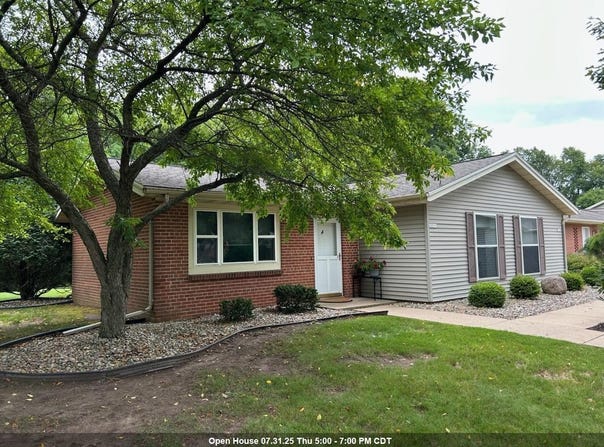 925 S WEST Court, APPLETON, WI 54915