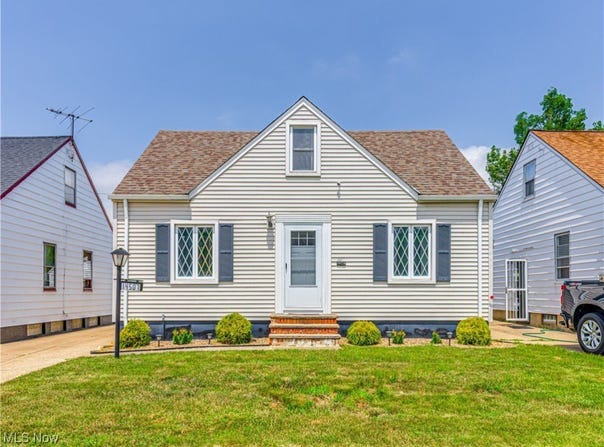14507 Reddington Avenue, Maple Heights, OH 44137