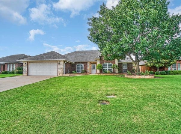 517 N Quail Run, Altus, OK 73521