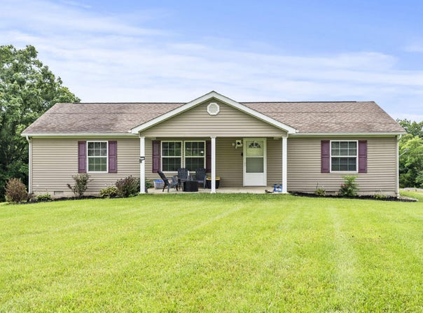 9148 Creamery Pike, Tollesboro, KY 41189