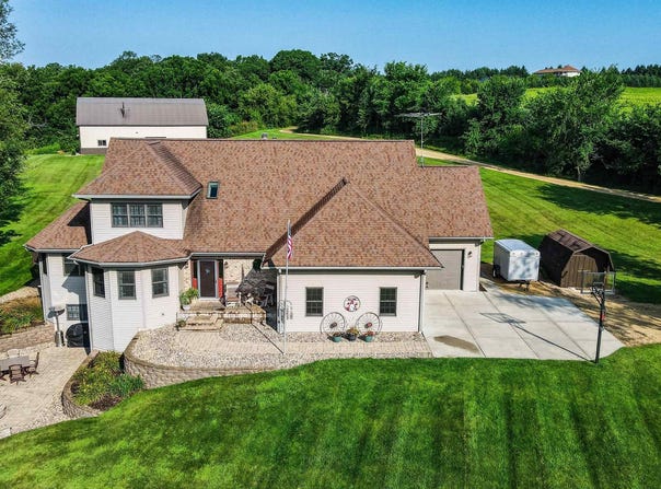 7688 Lone Pine Road, Barneveld, WI 53507