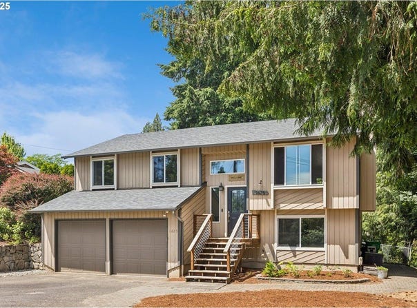 1625 SE REGNER RD, Gresham, OR 97080