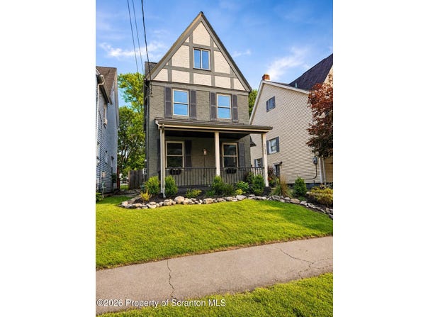 1732 Jefferson Avenue, Dunmore, PA 18509