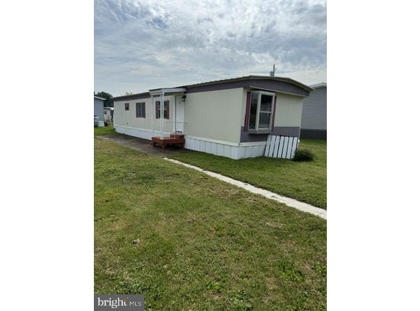 69 CARAVAN Court, MIDDLETOWN, PA 17057