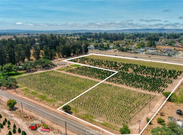 564 S Oak Glen, Nipomo, CA 93444