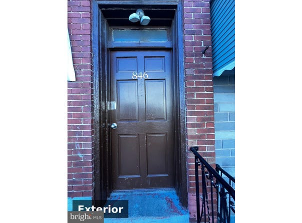 846 BINGAMAN Street, READING, PA 19602