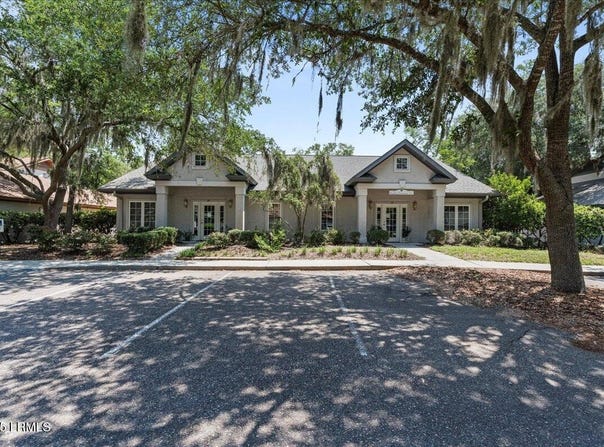 22-24 Professional Village Circle, Beaufort, SC 29907