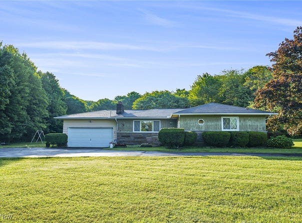 6315 Madison Road, Thompson, OH 44086