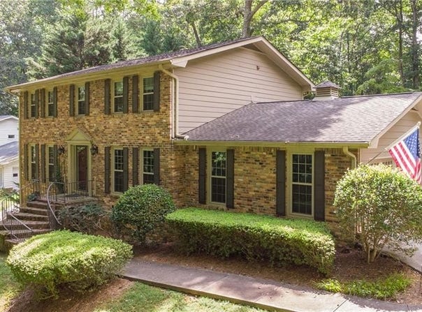 835 Lakeshore Drive NW, Berkeley Lake, GA 30096