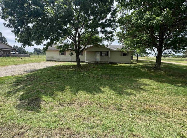 44 CR 146, Corning, AR 72422