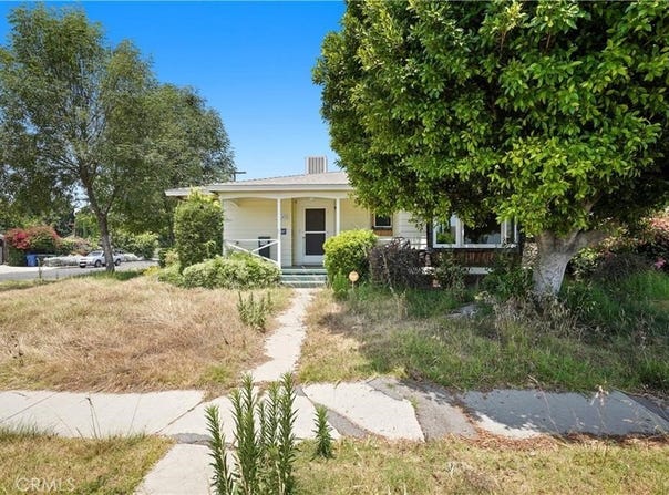 13455 Bassett Street, Valley Glen, CA 91405